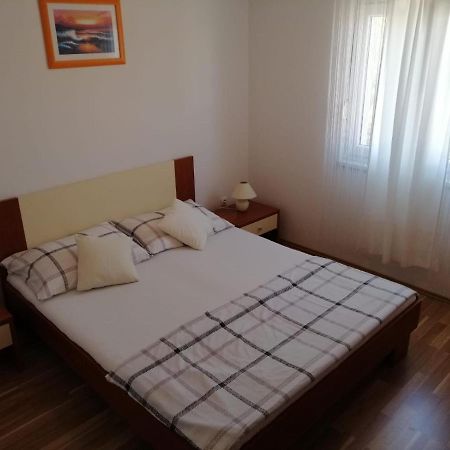 Apartments Ruzmarin Vrsi Exterior foto